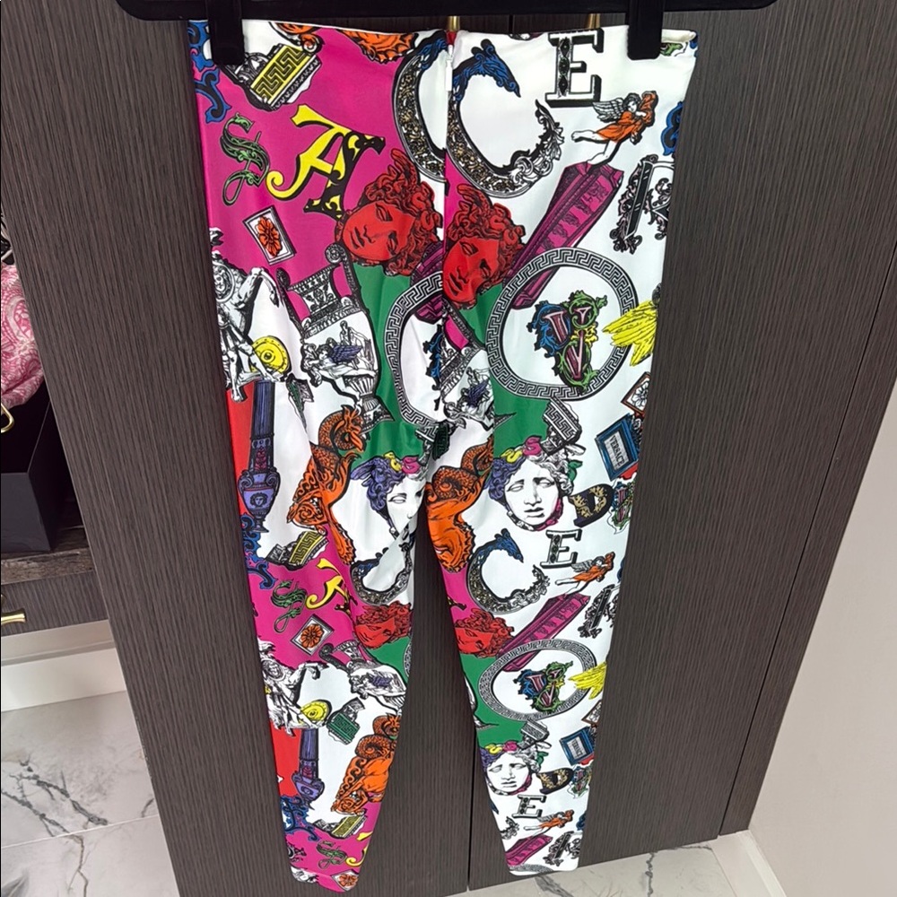 Versace Colorful Artistic Leggings Mint Condition size 40 - Picture 15 of 17